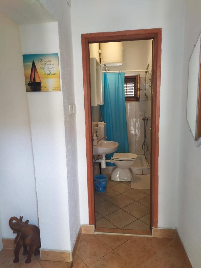 Veldic Apartments Tisno Extérieur photo