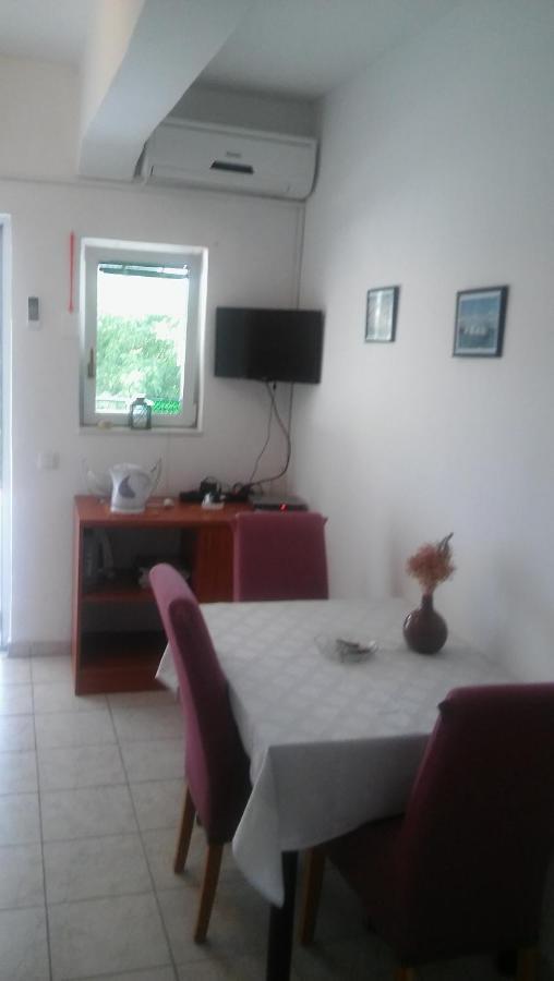 Veldic Apartments Tisno Extérieur photo